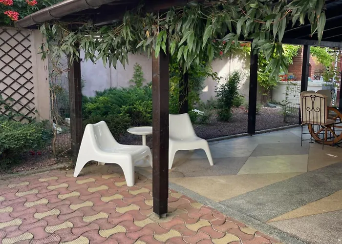 Guest house Casa Alba Paflora